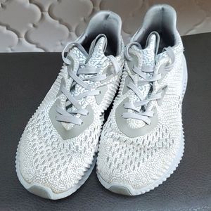 Adidas Alpha3ounce Bounce Women's Gray/White Sneakers - Size 6 1/2